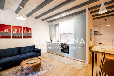 SOLD Sensational and Sophisticated Apartment with a Stylish Balcony