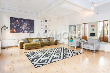 Amazing Spacious Apartement with Luxury Catalan Features