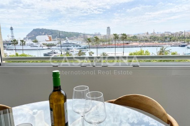 Modern Appartamento in Barceloneta con vista mare, ascensore e balcone