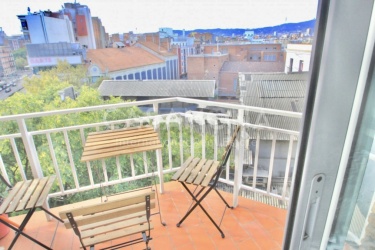 Appartement 3 Chambres Double avec Balcon, Vue et Ascenseur