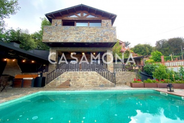 Charmant chalet de montagne vue sur Tibidabo avec piscine près de Barcelone